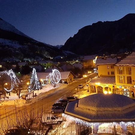 Hotel Restaurant Glaizette LʼArgentière-la-Bessée Exterior foto